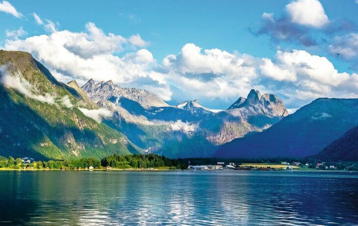 Norwegen - Fjordlandschaft