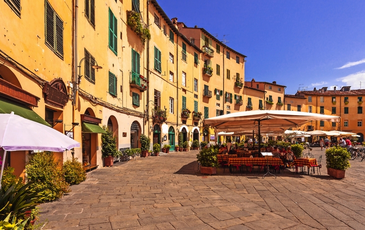 Lucca - Piazza dell'anfiteatro