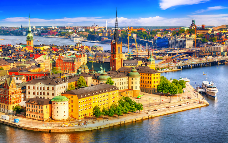 Luftaufnahme der Stockholmer Altstadt Gamla Stan vom Rathaus Stadshuset