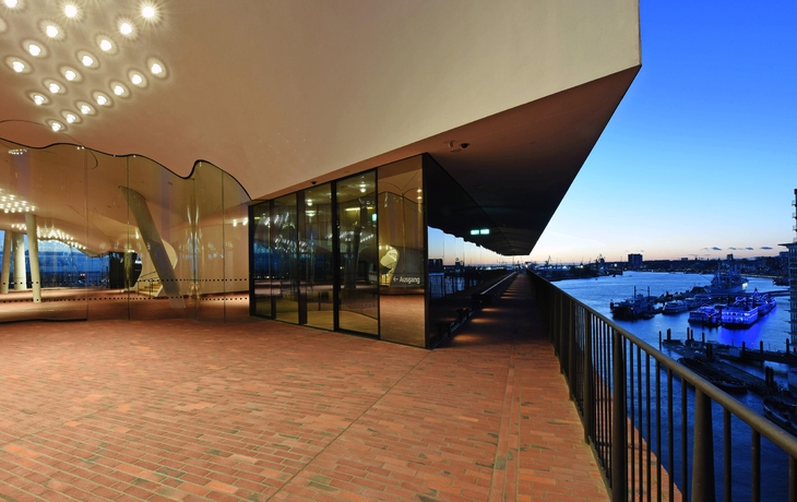 Plaza der Elbphilharmonie