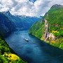 Atemberaubende Aussicht auf Sunnylvsfjorden Fjord